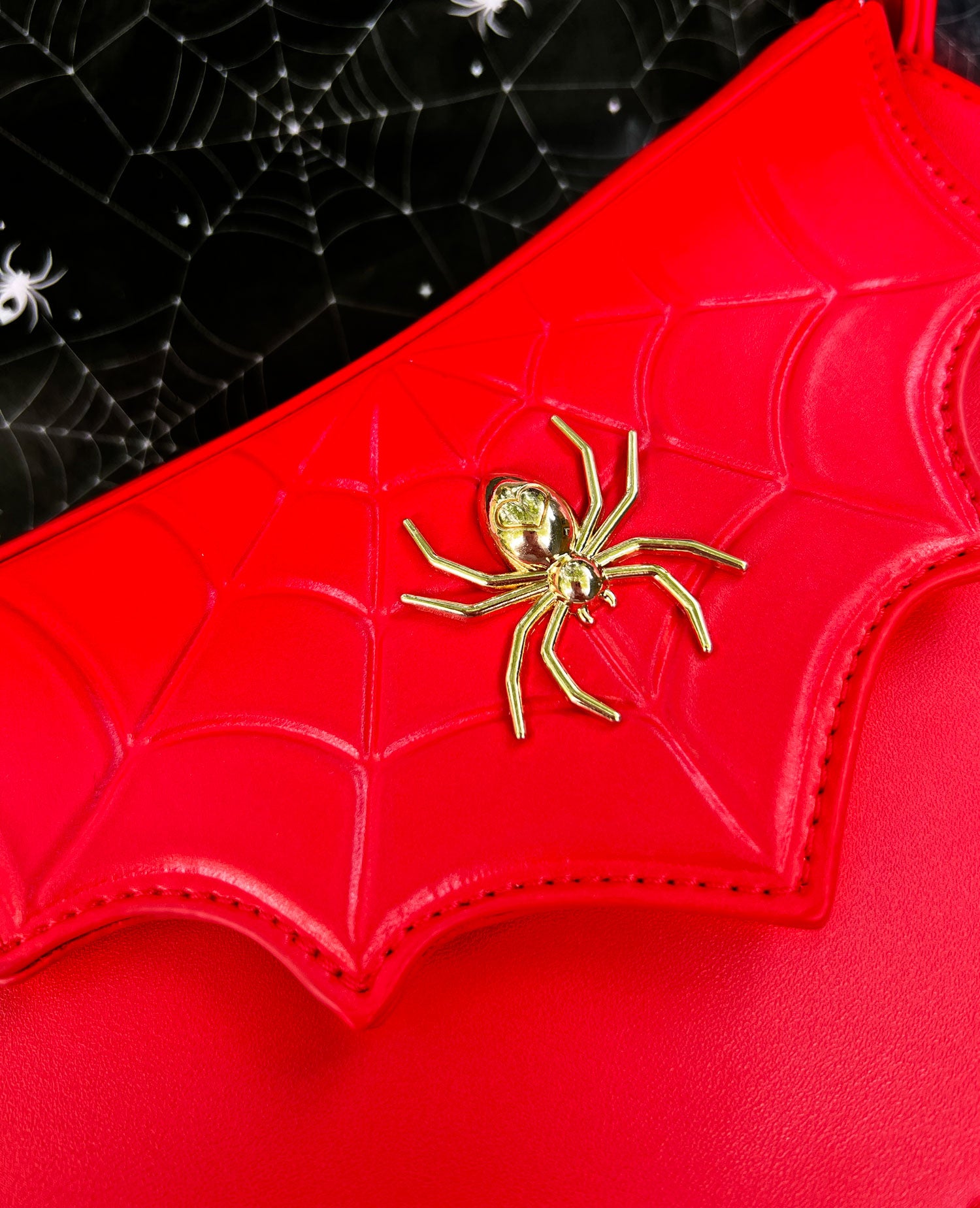 Lilith Spiderweb Purse