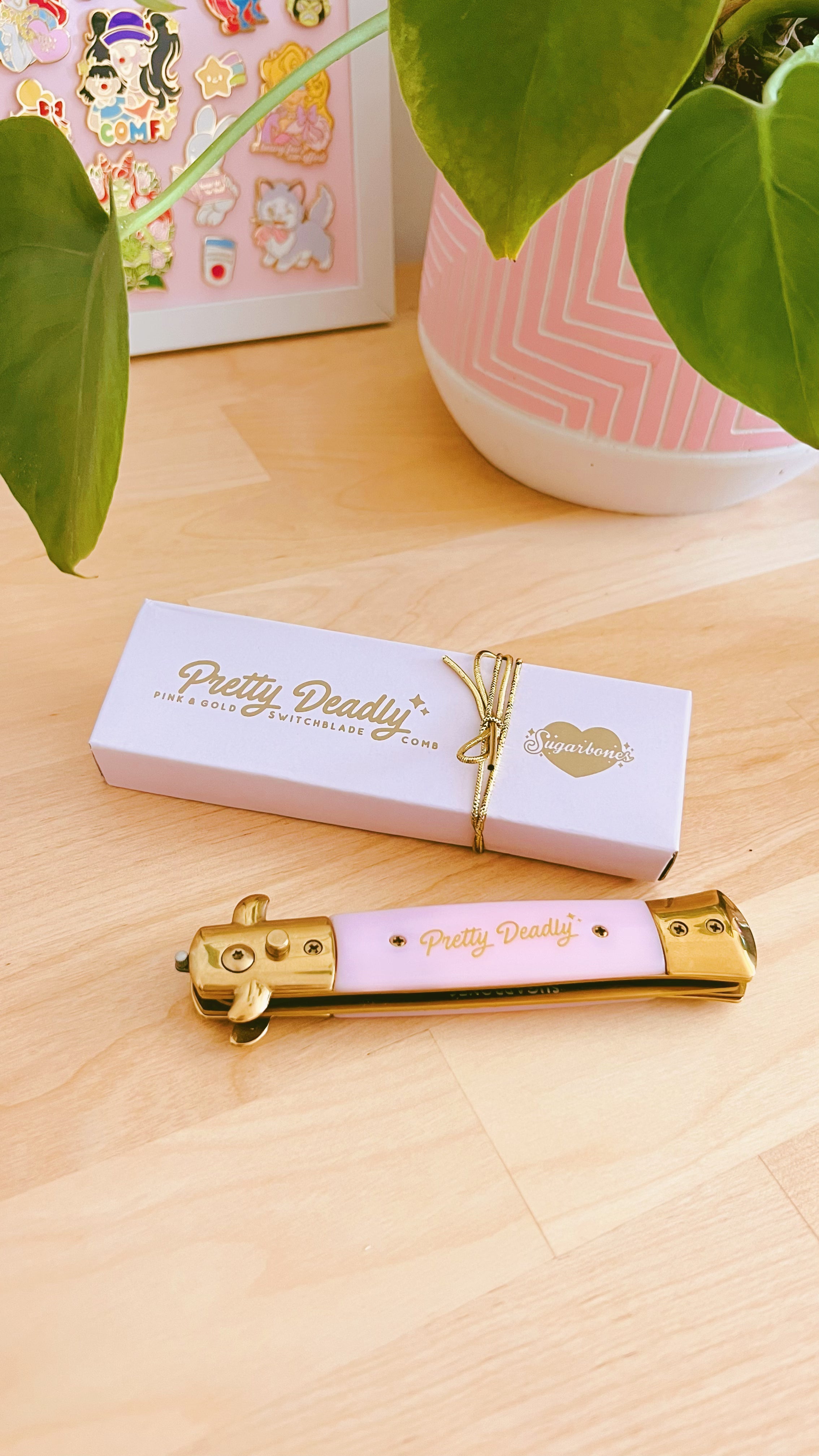 Pretty Deadly Comb